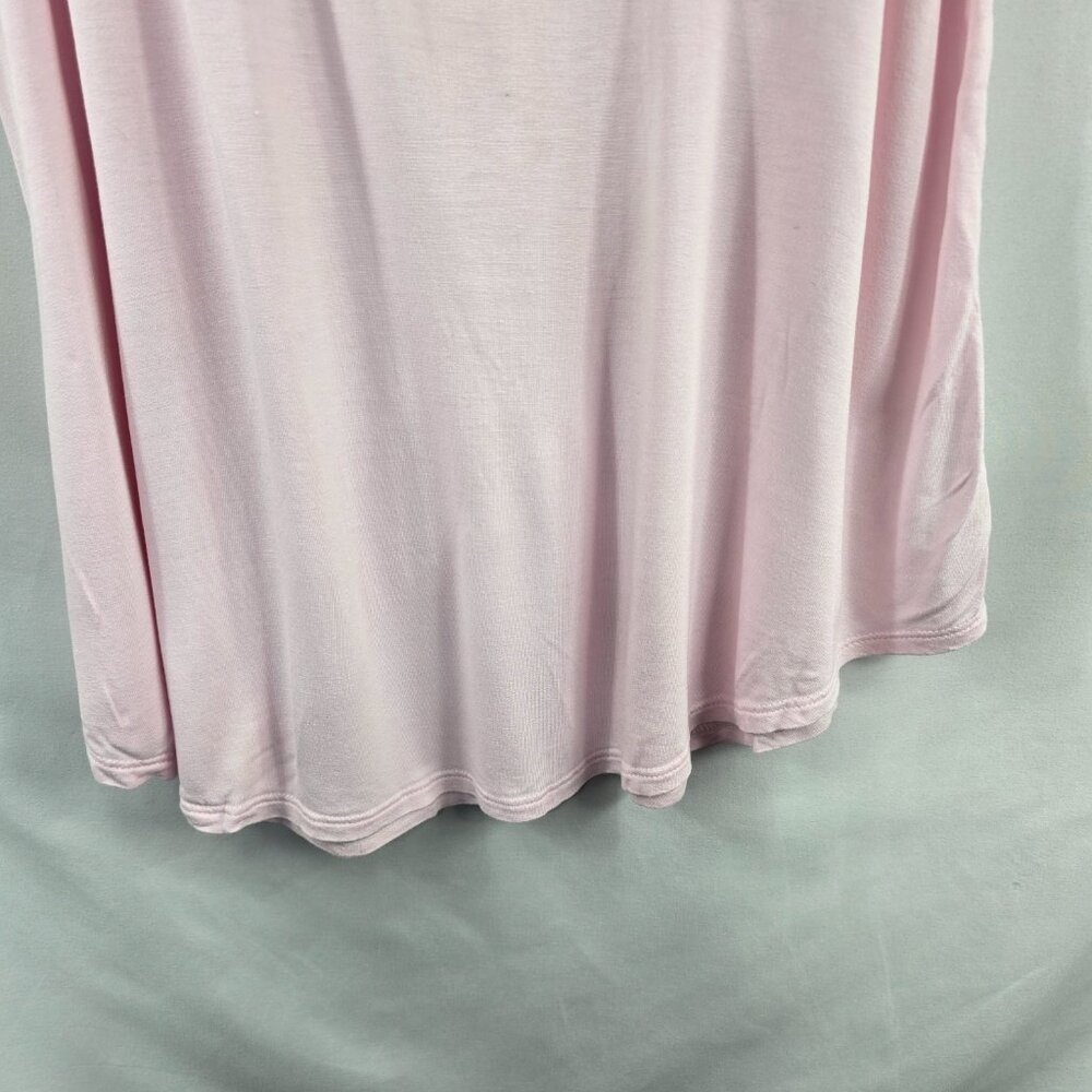 3 Pc Bundle Lee Relax Fit NWOT Size 16WP and 2 Pullover Tops Size L (NN-14) - Picture 9 of 16